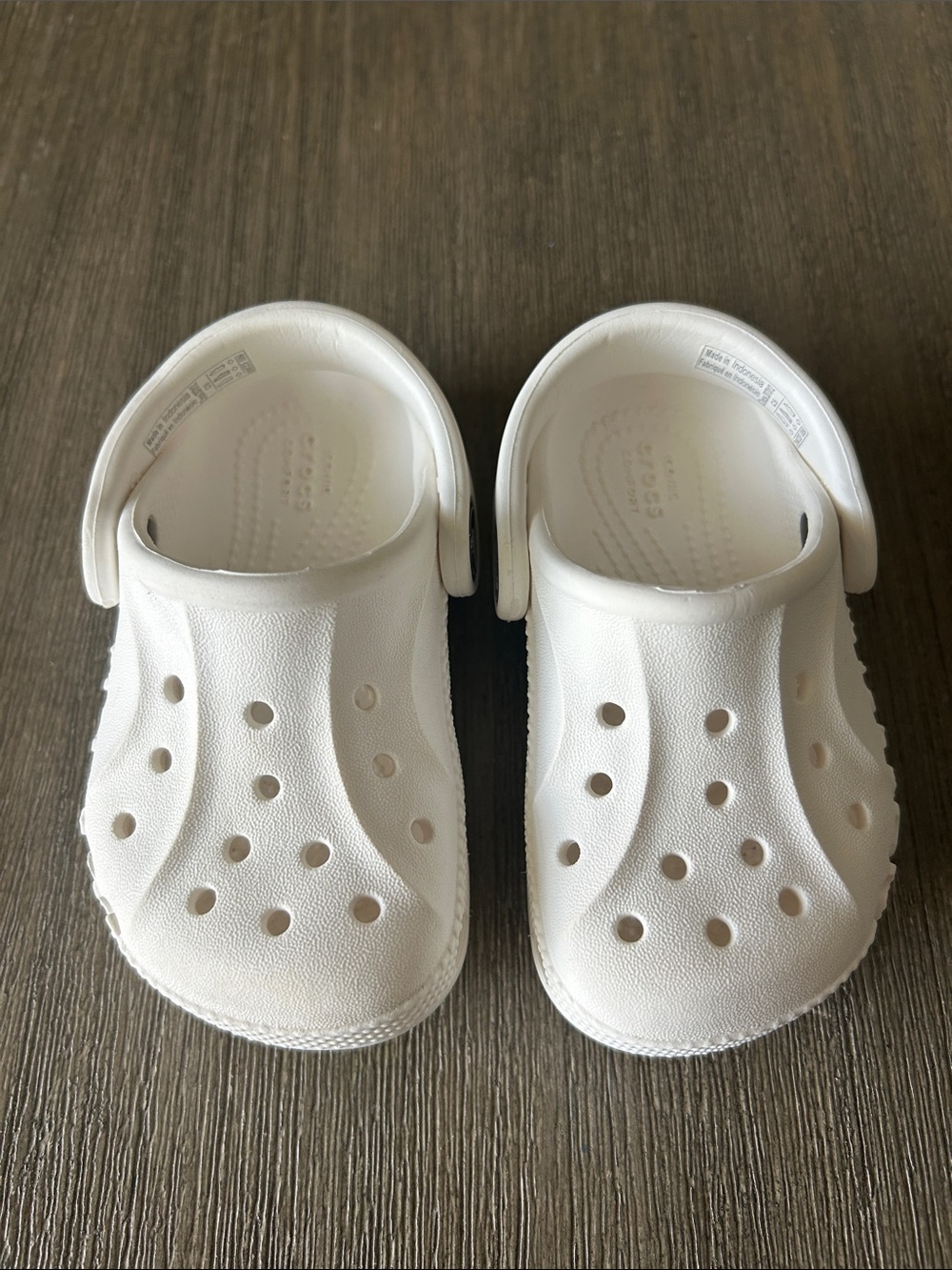 CROCS  Kids Classic Clog Sage White Slip, Like New, Sz. C5.